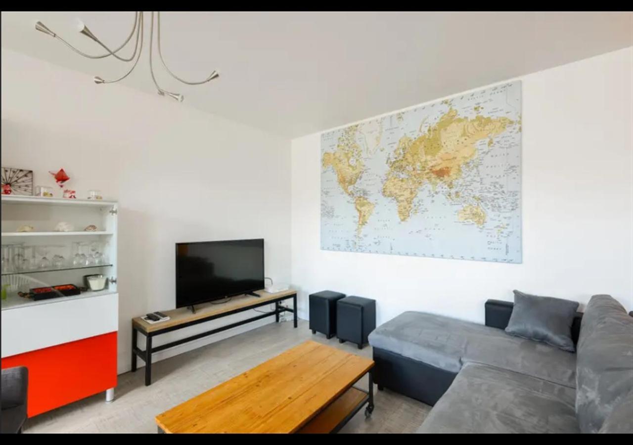 Lovely Appart Apartamento Lorient Exterior foto